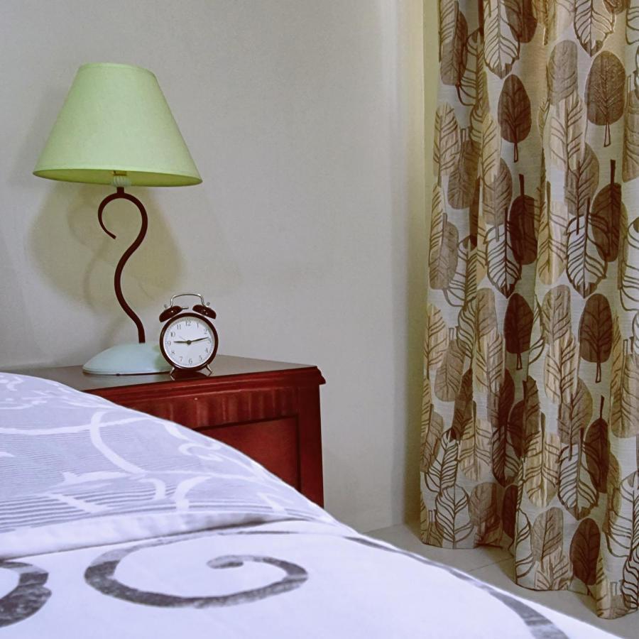 One Palm Tree Villas Condo Across Naia Terminal 3 마닐라 외부 사진
