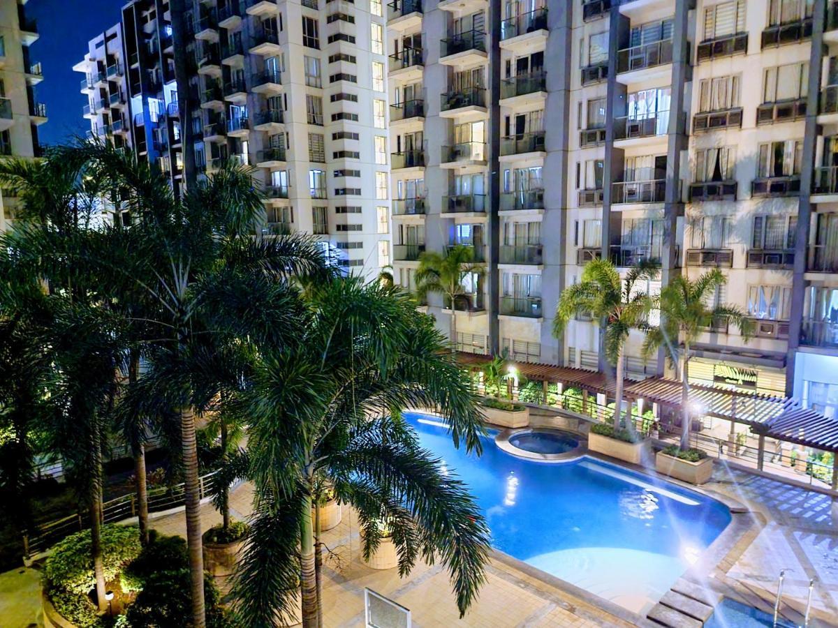 One Palm Tree Villas Condo Across Naia Terminal 3 마닐라 외부 사진