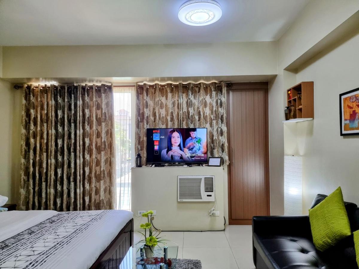One Palm Tree Villas Condo Across Naia Terminal 3 마닐라 외부 사진